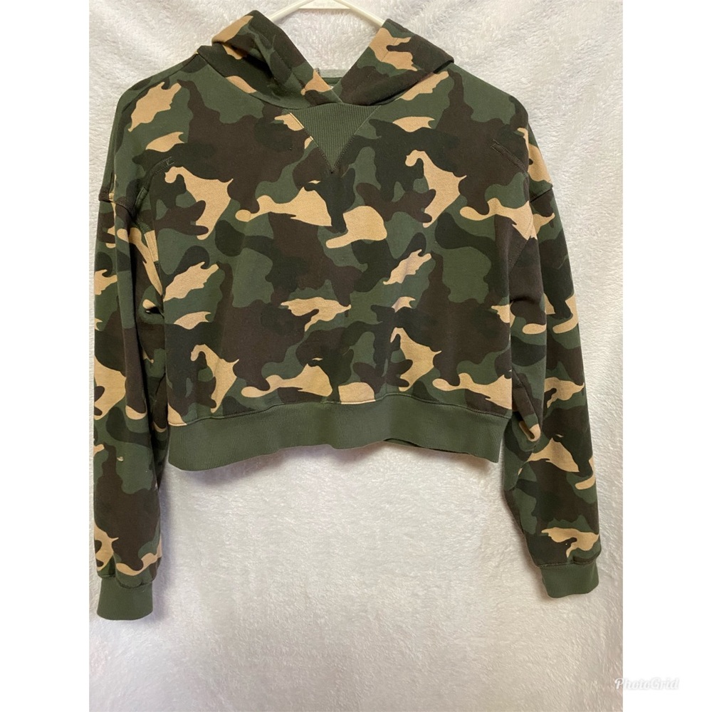 Forever 21 - Cropped sweater